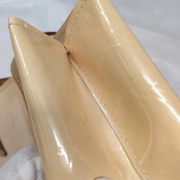 Louis Vuitton LV Hand Bag ReadePM Ivory Vernis 380-032125 - Picture 9 of 16